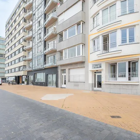 Luxurious Sea View With 3 For 6 Ostende